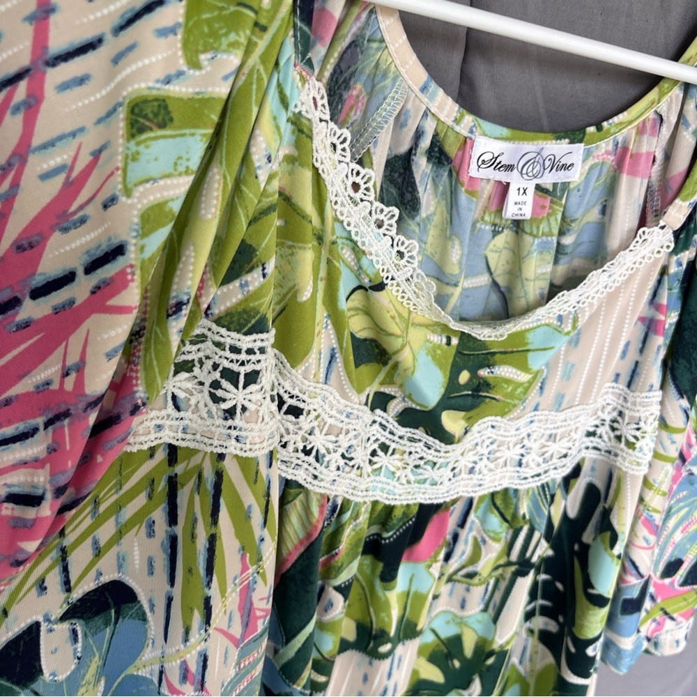 Green and Pink Ruffled Tunic - Picture 7 of 10